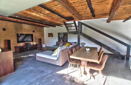 Cuers House | Maison avec piscine et jardin- 4 chambres 8 pers