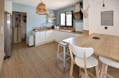 Monteux House | Maison avec piscine privée