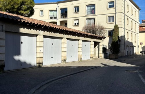 Avignon House | Maison Climatisée Avec Parking et Rooftop