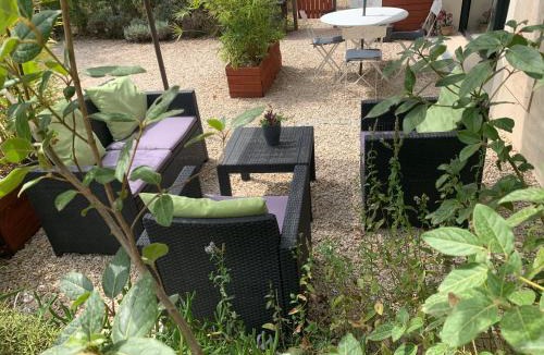 Villelaure House | Maison d'hôtes les Jardinettes en Luberon