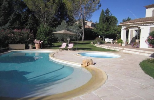 Trets Villa | Maison de 4 Chambres Pour 8 Personnes