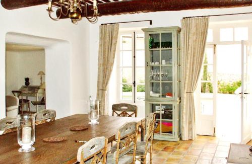 Molleges House | Maison de charme à Mollégès avec piscine privée