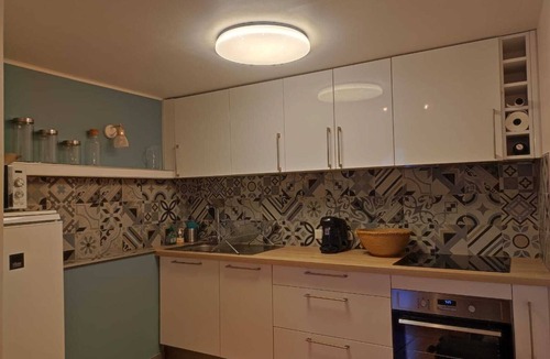 La Roquebrussanne Apartment | Maison de Village Cosy 1 à 4 Personnes