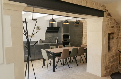 Saint-Restitut Ski Chalet | Maison de village, avec piscine, Saint-Restitut