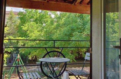 Trets House | Maison des Grand Grands Arbres en Provence