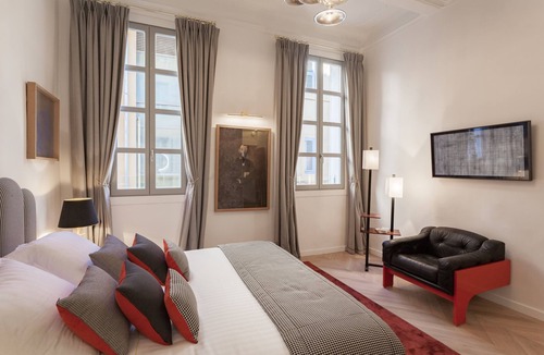 Mazarin Quarter House | Maison du Collectionneur