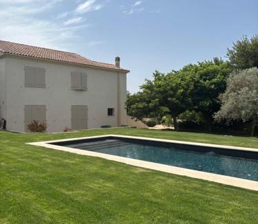 Aix-en-Provence Apartment | Maison familiale avec piscine
