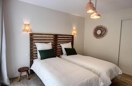 Avignon City Centre Villa | Maison Luxe 4 chambres - Patio - Climatisation - 10 minutes à pied du Pont d'Avignon