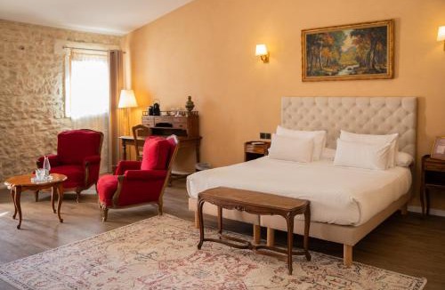 Solerieux House | Maison Roucas - Restaurant et chambres d'hôtes