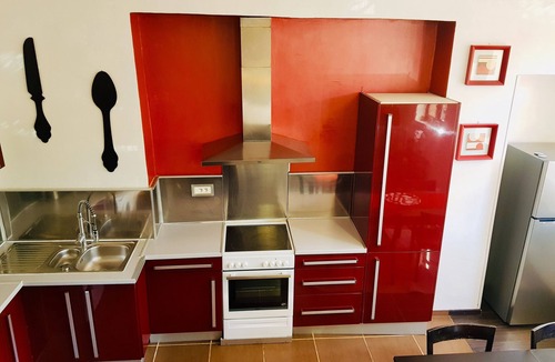 8th Arrondissement House | Marseille Goudes a house in the creeks