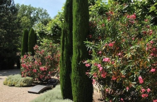 St.-Remy-de-Provence House | Mas Dagan, vacation apartments in Saint Remy to dream away on a romantic estate
