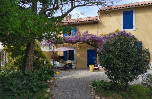 Mallemort Apartment | Mas des Iscles Mallemort