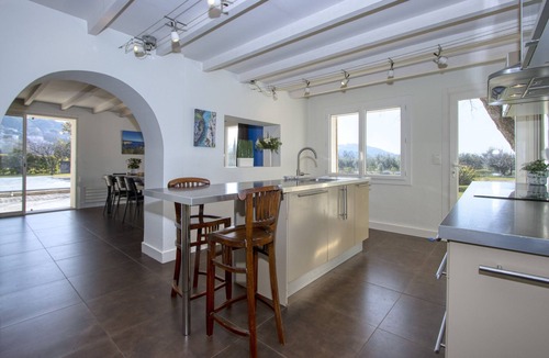 Roquevaire House | Mas Lasa, large swimming pool, tennis court,garden
