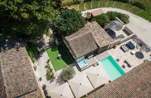 Grillon House | Mas Loisonville - Demeure d'exception & Spa en Drôme Provençale