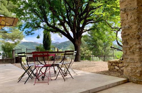 Sablet Villa | Mas Provençal climatisé avec piscine chauffée