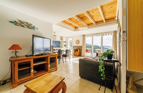 Le Lavandou House | Mazet panoramic sea view 4 pers