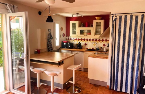Les Bormettes Apartment | Mazet T3 Air-conditioned Swimming pool Parking Terrace 16m ²