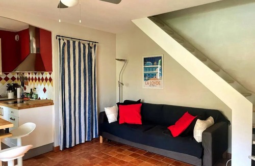 Les Bormettes Apartment | Mazet T3 Air-conditioned Swimming pool Parking Terrace 16m ²