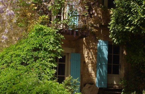 Menerbes Apartment | Menerbes bright apartment most beautiful village in France in the Lubéron