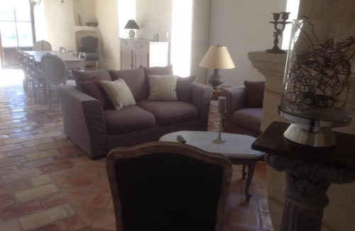 Menerbes Other | Menerbes old stone wine cellar with secure pool & fenced garden