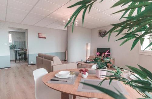La Londe-les-Maures Apartment | Meublé tourisme 4*, les pieds dans l'eau, Villa LAS PALMERAS