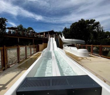 Montagnac-Montpezat Other | Mobil-home dans camping 4*