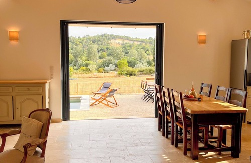 Rustrel Villa | NEW: Beautiful stone house with pool and idyllic view