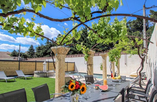 Rochefort-du-Gard House | Nice home in Rochefort-du-Gard