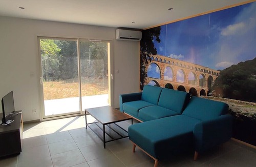 Castillon-du-Gard House | Nice New House With Terrace And Garden