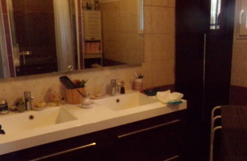 Peyrolles-en-Provence House | One hour from the Alps, the blue coast, the Luberon, nearby aquatic center.