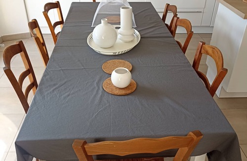 Menerbes Villa | Opposite one of France's most beautiful villages, fully renovated and close to tourist attractions