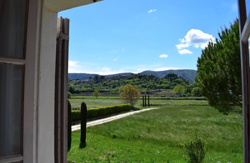 Menerbes Apartment | Panoramic view Ménerbes Lubéron