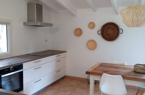 Salon-de-Provence Apartment | Paradise in the heart of Provence