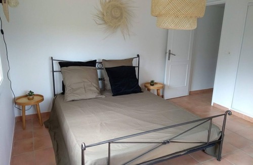 Salon-de-Provence Apartment | Paradise in the heart of Provence