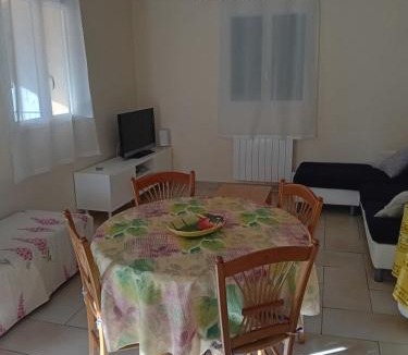 Gareoult Apartment | PAVILLON Indépendant 45m2 4 personnes