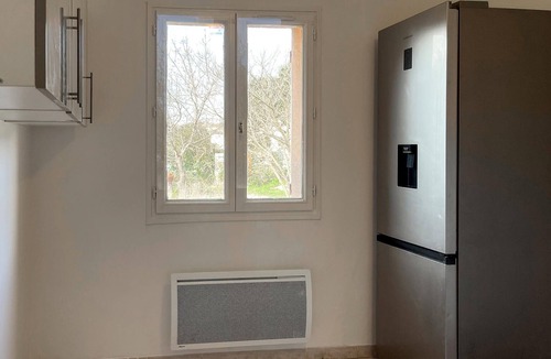 Vers-Pont-du-Gard House | Pet friendly home in Vers-Pont-du-Gard