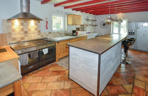 Cavaillon House | Pet friendly home in Cavaillon