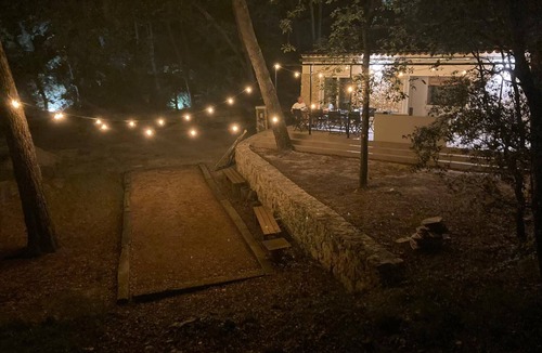 Eguilles House | Petite Maison au Calme Sous la Pinède