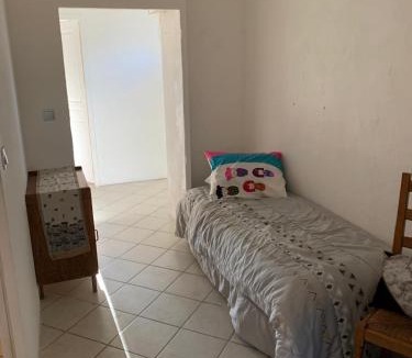 Fontienne Apartment | PETITE Maison de village Fontienne 21 chemin des charbonniers