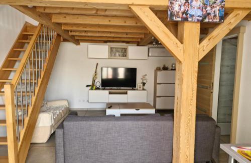 Morieres-les-Avignon Apartment | Petite maison meublée entre Avignon et Carpentras