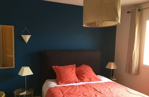 Caumont-sur-Durance House | Pleasant air-conditioned family home with swimming pool and garden