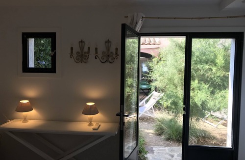 Porquerolles House | Porquerolles village house garden 3 ch. air conditioned 3 bathrooms