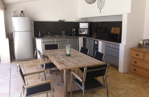 Chateaurenard House | PRETTY MAS PROVENCAL WITH LARGE HEATED POOL BETWEEN ALPILLES AND LUBERON