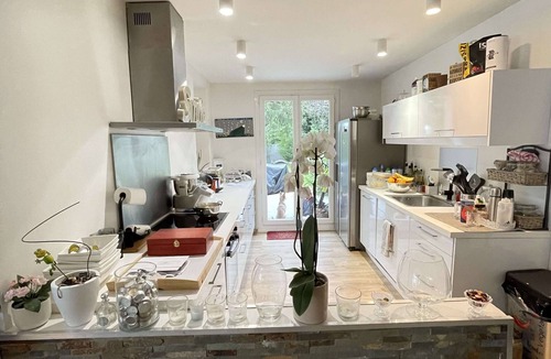 Tavel House | PRETTY VILLA WITH POOL SLEEPS 8