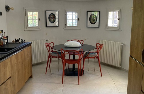 Chateauneuf-de-Gadagne House | Private vacation home