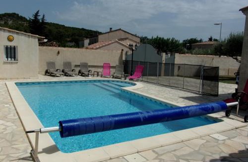 Beaucaire Villa | PROMOTION sur la dernière semaine d'Août en Occitanie - villa avec piscine privée