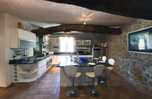 Caumont-sur-Durance Other | Provencal farmhouse rental of 200 m2 with swimming pool close to Avignon, Vaucluse