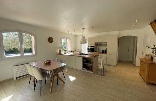 Pertuis House | Provencal house with swimming pool in the Luberon