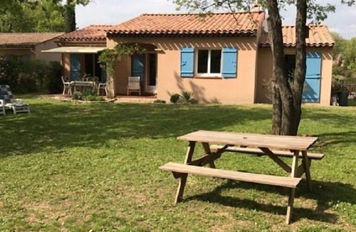 Pierrevert Villa | Provencal villa - Orée du Golf - Pierrevert
