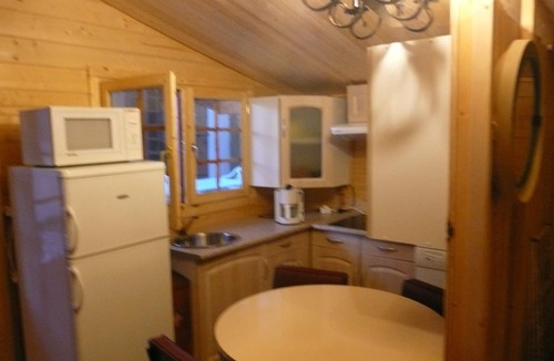 Morieres-les-Avignon Ski Chalet | Provence Bungalow Family 3 Rooms Swimming pool sharing 1h00 8km from Avignon